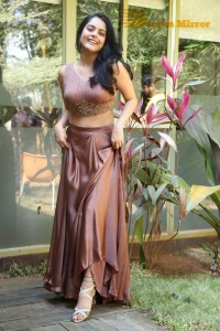 Riddhi Kumar hot photoshoot