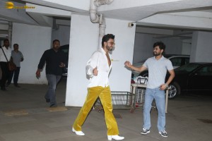 Ritesh Sidhwani’s Party attended by Sidharth Malhotra, Kiara Advani, Ananya Panday, Ranveer Singh and Malavika Mohanan