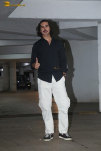 Ritesh Sidhwani’s Party attended by Sidharth Malhotra, Kiara Advani, Ananya Panday, Ranveer Singh and Malavika Mohanan