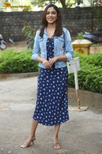 Telugu Actress Ritu Varma photoshoot in a denim jacket