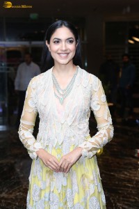 tollywood actress ritu varma cute in a salwar dress