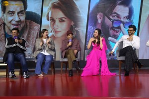 Rocky Aur Rani Kii Prem Kahaani Success Meet attended by Ranveer Singh, Alia Bhatt and Dharmendra