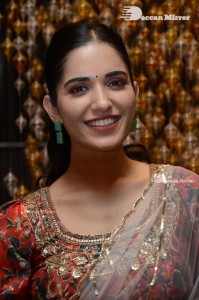 Ruhani-Sharma-4