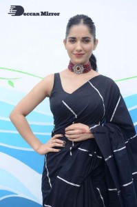 Ruhani-Sharma-20