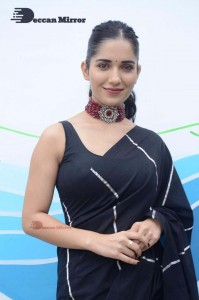 Ruhani-Sharma-25