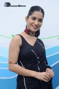 Ruhani-Sharma-31