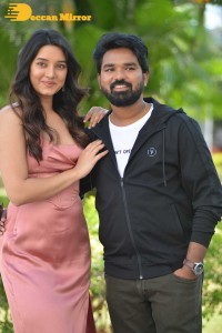 Vaishnavi Patwardhan and Lanka Pratheek photoshoot for movie Sada Nannu Nadipe