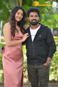 Vaishnavi Patwardhan and Lanka Pratheek photoshoot for movie Sada Nannu Nadipe