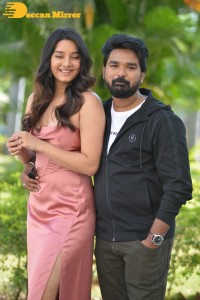 Vaishnavi Patwardhan and Lanka Pratheek photoshoot for movie Sada Nannu Nadipe