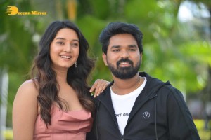 Vaishnavi Patwardhan and Lanka Pratheek photoshoot for movie Sada Nannu Nadipe