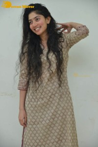 Actress Sai Pallavi fun expressions during a photoshoot