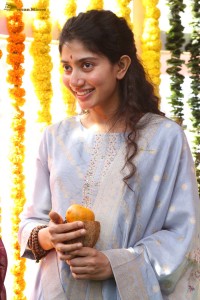 actress sai pallavi cute in a light blue salwar