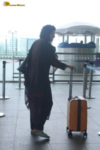 actress Sai Pallavi dressed casually in salwar dress at mumbai airport