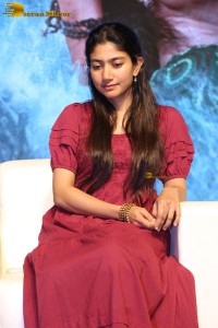 actress sai pallavi pretty in a red salwar dress