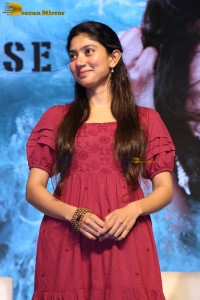 actress sai pallavi pretty in a red salwar dress