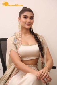 Actress Saiee Manjrekar Photoshoot