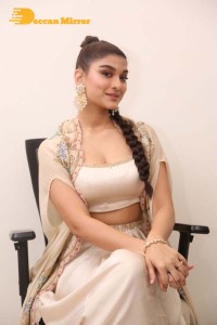 Actress Saiee Manjrekar Photoshoot