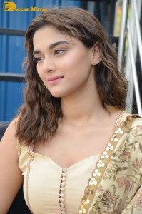 Actress Saiee Manjrekar cute photoshoot