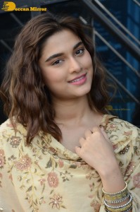 Actress Saiee Manjrekar cute photoshoot