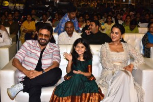 Saindhav Pre-Release Function attended by Venkatesh, Shraddha Srinath, Ruhani Sharma, Baby Sara, and Nawazuddin Siddiqui