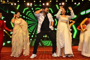 Saindhav Pre-Release Function attended by Venkatesh, Shraddha Srinath, Ruhani Sharma, Baby Sara, and Nawazuddin Siddiqui