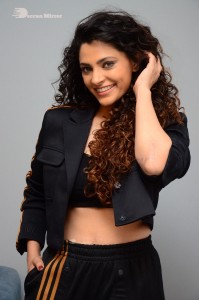 Actress Saiyami Kher Glamorous Photoshoot