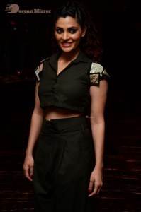 Saiyami Kher photoshoot in black top and pants