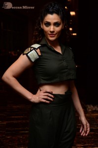 Saiyami Kher photoshoot in black top and pants