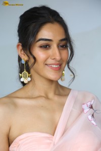 actress sakshi vaidya cute looks in a shoulderless blouse and saree