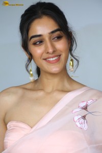 actress sakshi vaidya cute looks in a shoulderless blouse and saree