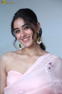 actress sakshi vaidya cute looks in a shoulderless blouse and saree