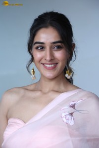 actress sakshi vaidya cute looks in a shoulderless blouse and saree