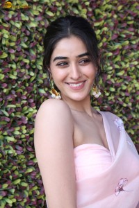 actress sakshi vaidya cute looks in a shoulderless blouse and saree