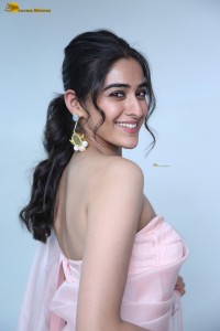 actress sakshi vaidya cute looks in a shoulderless blouse and saree