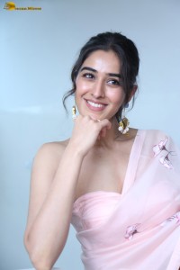 actress sakshi vaidya cute looks in a shoulderless blouse and saree