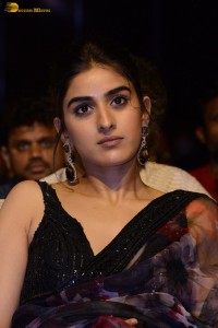 actress sakshi vaidya cute looks in a black saree at a movie event