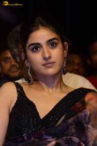 actress sakshi vaidya cute looks in a black saree at a movie event