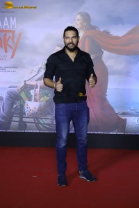 The Special Screening of Salaam Vemky attended by Kajol, Aamir Khan, Yuvraj Singh, Vishal Jethwa and Aahana Kumra