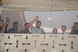Salman Khan waves to his fans from his house on his 58th birthday