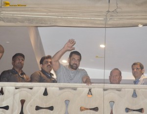 Salman Khan waves to his fans from his house on his 58th birthday