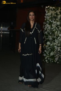 Salman Khan Birthday Bash attended by Tabu, Sangeeta Bijlani, Riteish and Genelia Deshmukh, and others