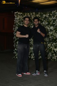 Salman Khan Birthday Bash attended by Tabu, Sangeeta Bijlani, Riteish and Genelia Deshmukh, and others