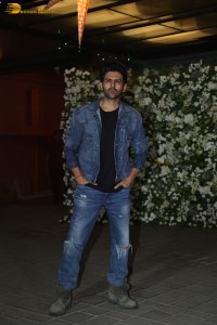 Salman Khan Birthday Bash attended by Tabu, Sangeeta Bijlani, Riteish and Genelia Deshmukh, and others