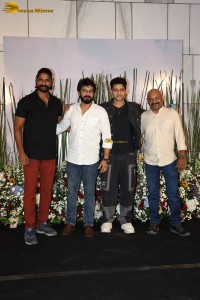 Salman Khan’s Eid Celebration attended by Riteish Deshmukh, Genelia, Arpita, Sonali Bendre, and Jackie Shroff