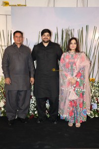 Salman Khan’s Eid Celebration attended by Riteish Deshmukh, Genelia, Arpita, Sonali Bendre, and Jackie Shroff