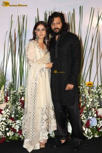 Salman Khan’s Eid Celebration attended by Riteish Deshmukh, Genelia, Arpita, Sonali Bendre, and Jackie Shroff