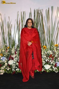 Salman Khan’s Eid Celebration attended by Riteish Deshmukh, Genelia, Arpita, Sonali Bendre, and Jackie Shroff