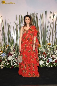 Salman Khan’s Eid Celebration attended by Riteish Deshmukh, Genelia, Arpita, Sonali Bendre, and Jackie Shroff