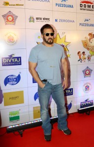 Salman Khan, Amruta Fadnavis, and other celebrities promote eco-friendly Ganesh Chaturthi