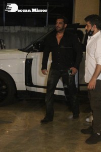 Salman Khan and Iulia Vântur attend Ramesh Taurani Diwali Bash